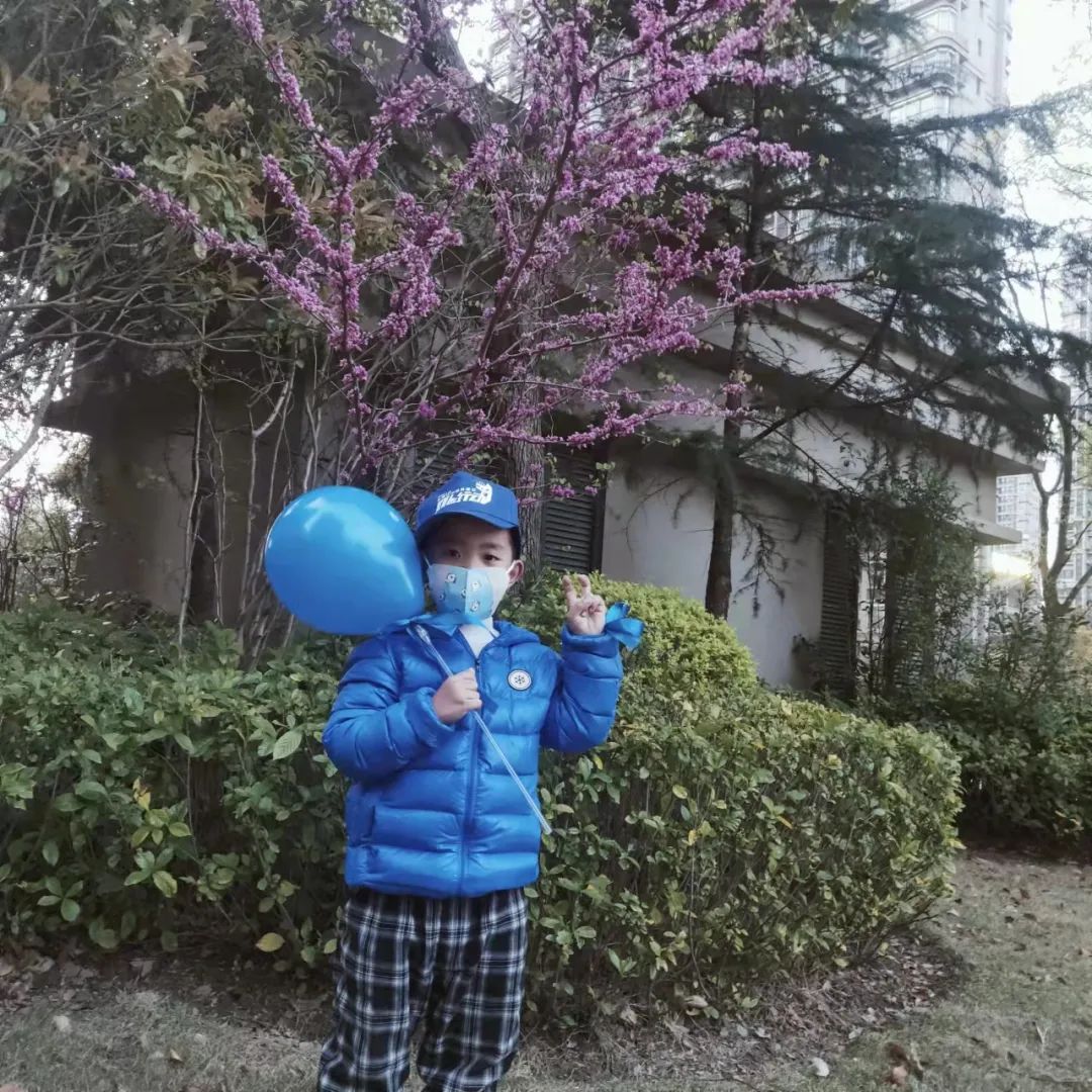 云端暖星,融爱同行!——靖儿康自闭症关爱日公益倡导活动(图160) 云端暖星,融爱同行!——靖儿康自闭症关爱日公益倡导活动(图160)