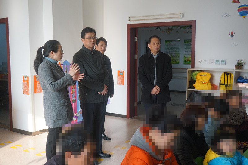 市委组织部部长莅临靖儿康参观指导(图4) 市委组织部部长莅临靖儿康参观指导(图4)