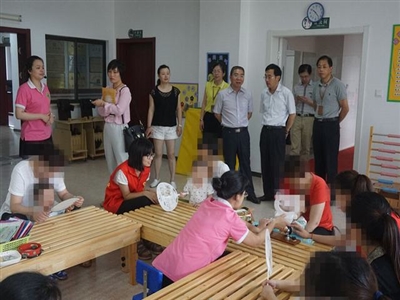 《中国残疾人》杂志社领导莅临靖儿康参观指导 